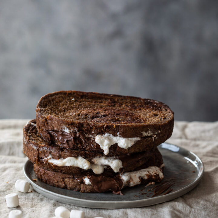 gevuld brood met marshmallows