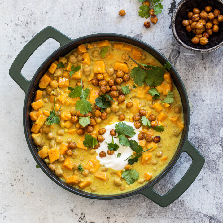 Linzencurry met zoete aardappel