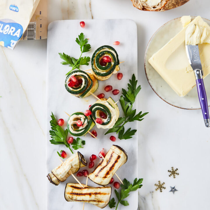 groenterolletjes met hummus