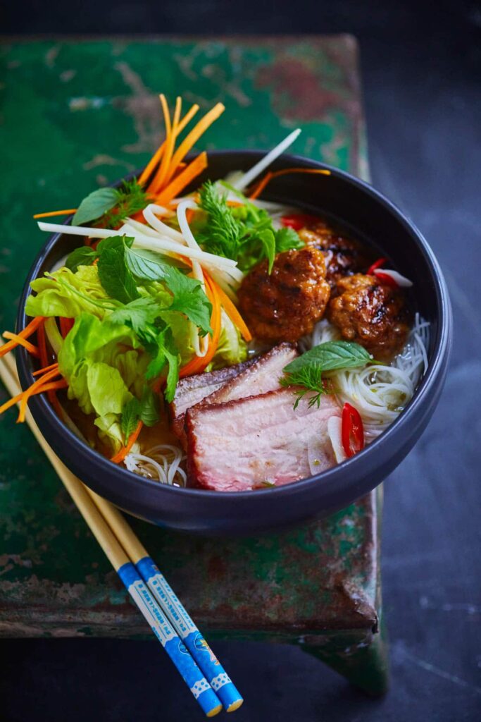 bun cha - noedels met geroosterd varkensvlees