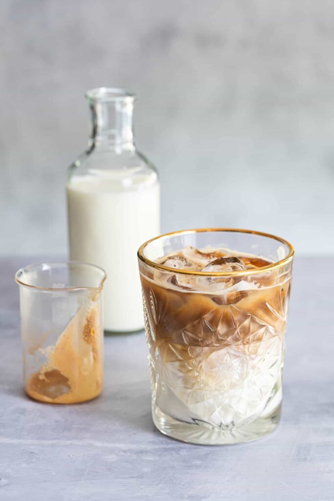 Latte macchiato panna cotta met roomboterbabbelaars Miljuschka