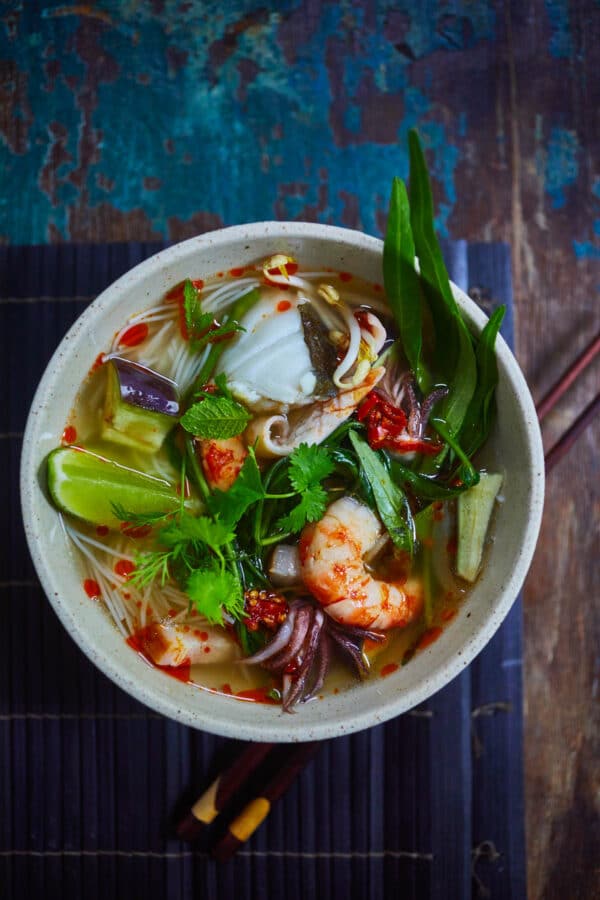 Vietnamese vissoep Vietnamese vissoep