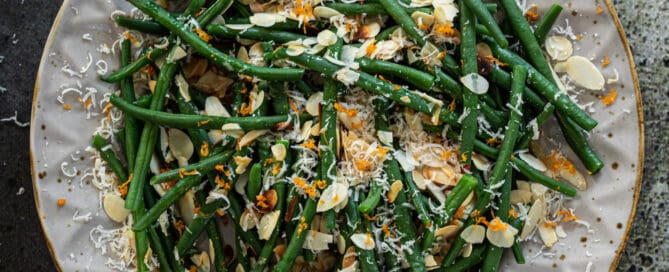 Haricot verts met amandel, parmezaan en citrus