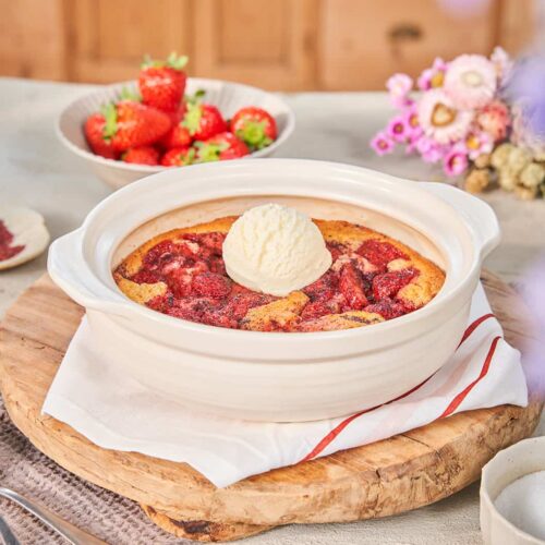 Supersimpele aardbeien-lepelcake