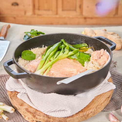 Kokosrijst met zalm uit de oven