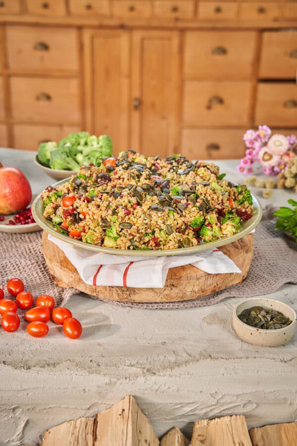 Freekeh-salade met biet en broccoli