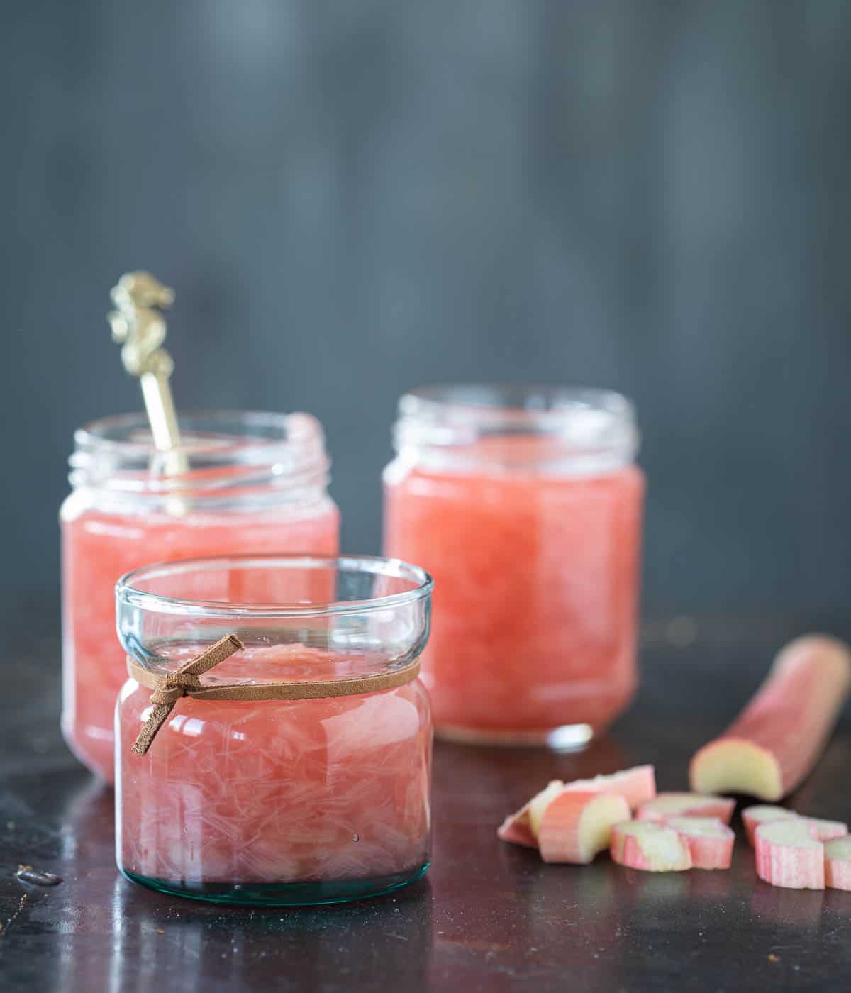 Rabarbercompote Zelf rabarber compote maken