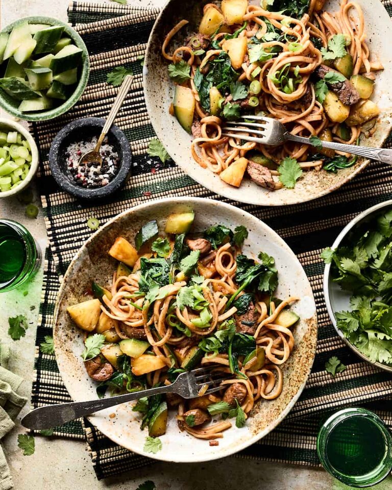 Zoetzure noedels met ananas miljuschka