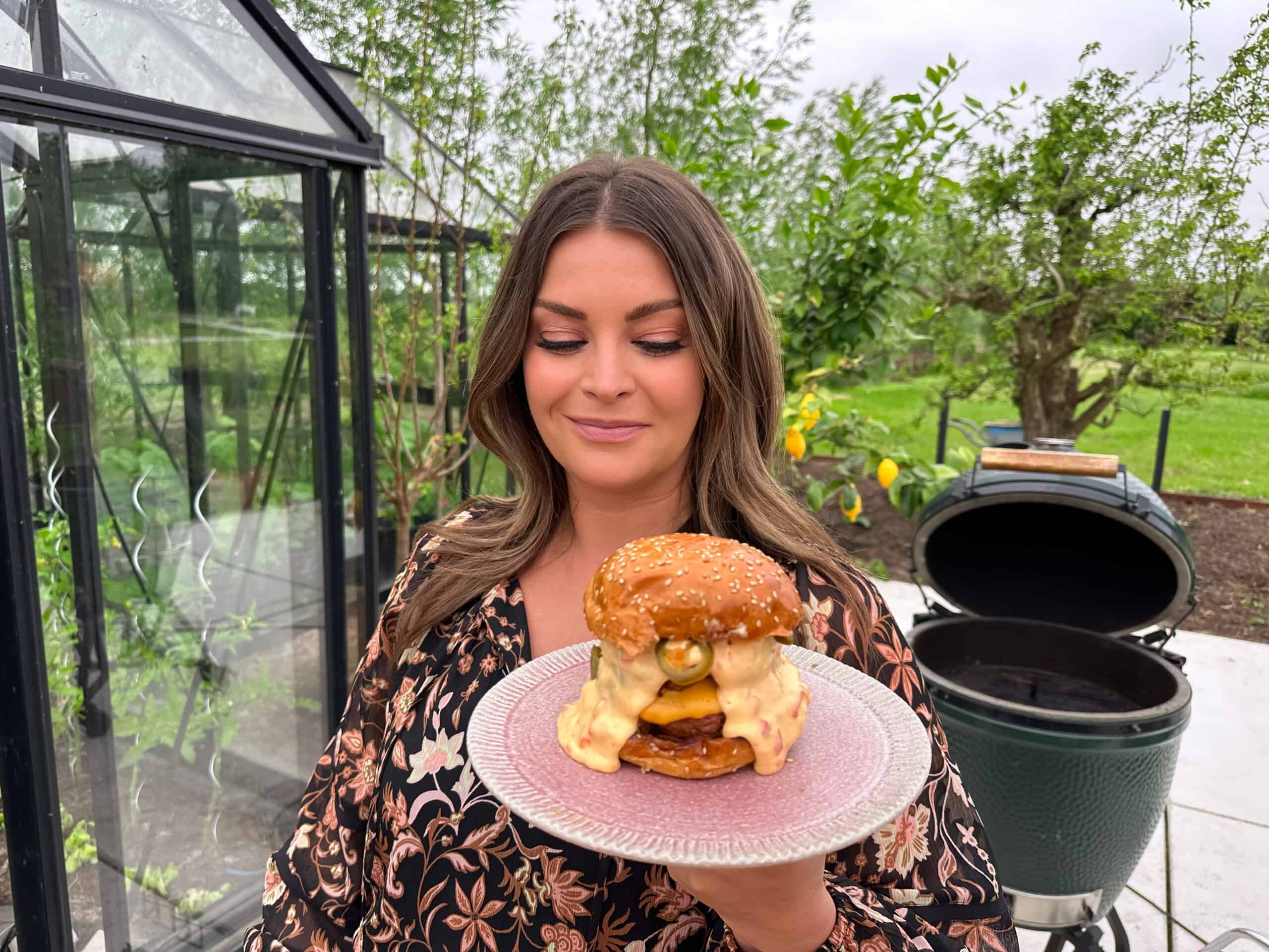 bbq chili cheeseburger bbq chili cheeseburger
