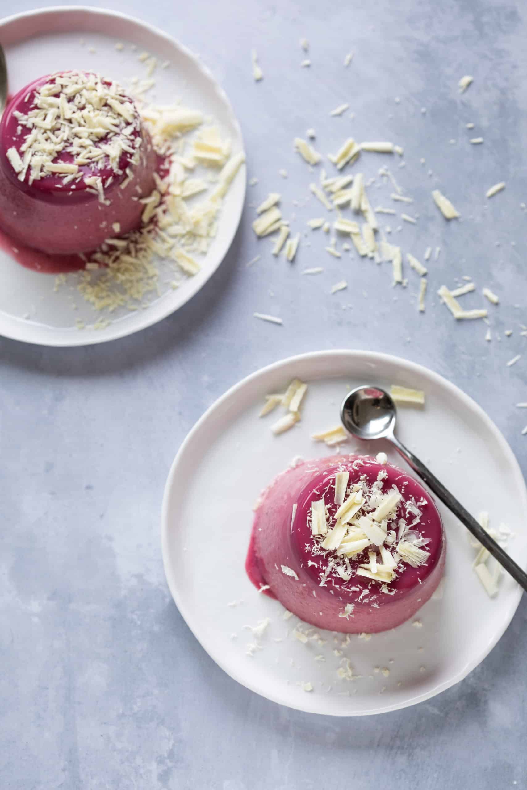 Bietenpannacotta-2-scaled-1 rode panna cotta met witte chocolade