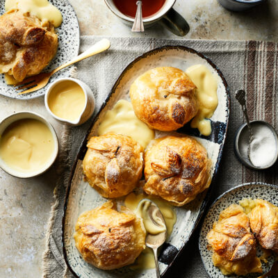 Appelbollen met vanillesaus