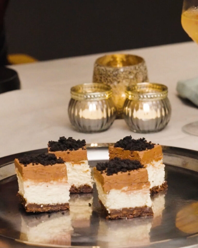 Chocolademouse cheesecake bars