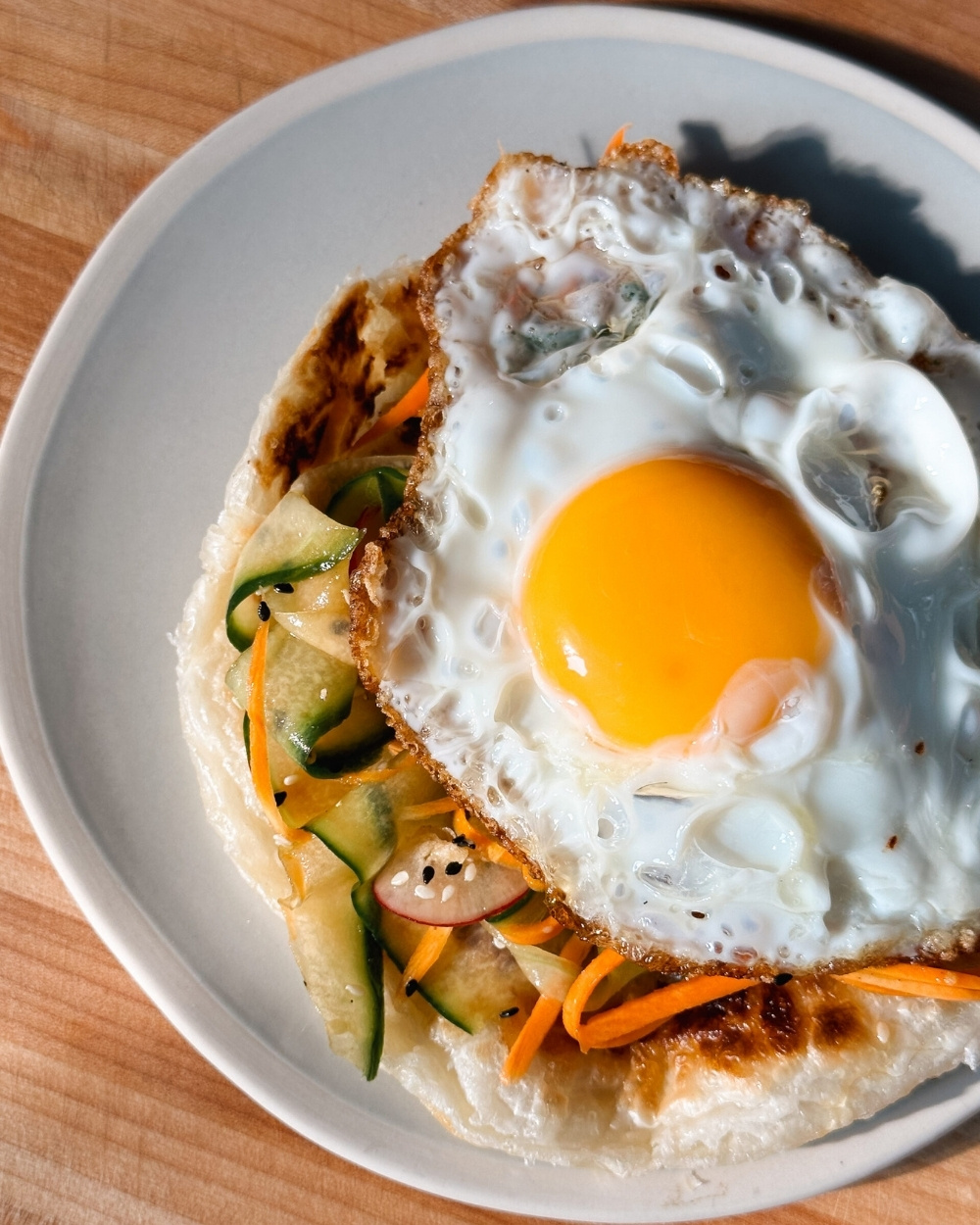 Food paratha met ei Food paratha met ei
