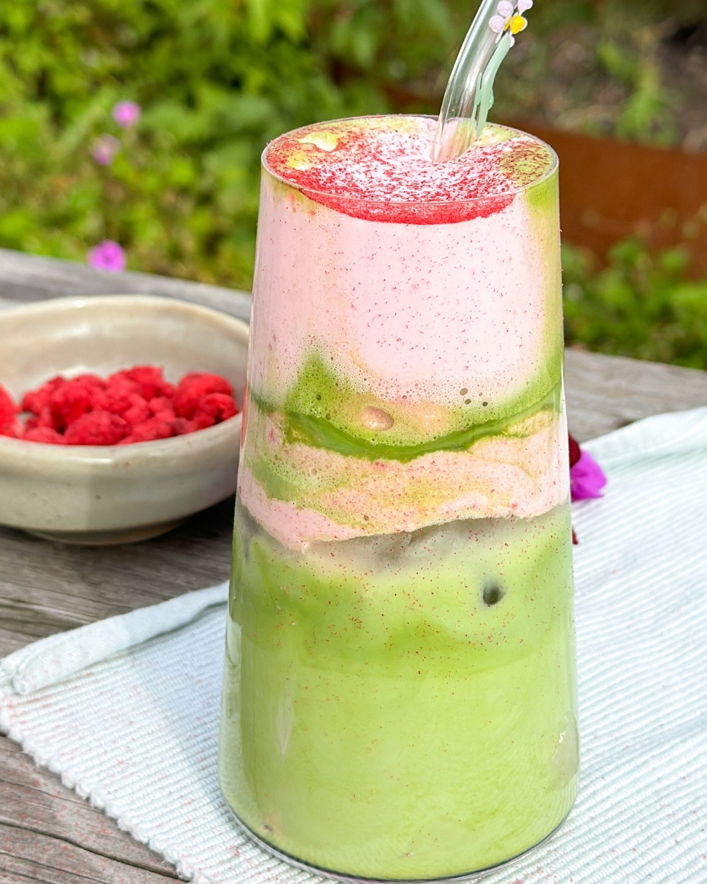 Iced matcha latte Iced matcha latte