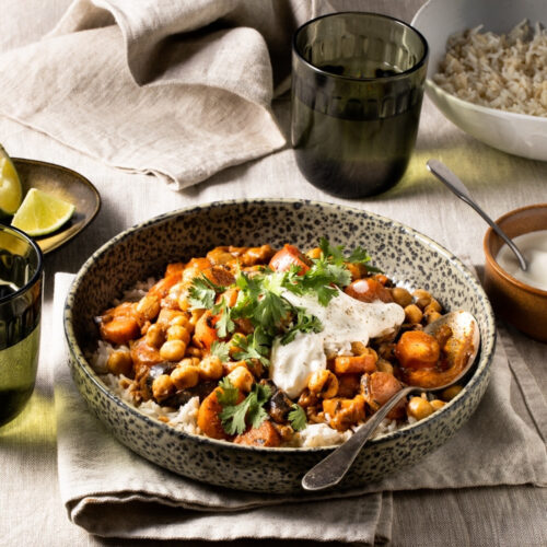 Vegetarische Thaise curry met kikkererwten